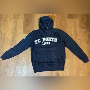 FC Porto Men’s Medium Hoodie – Black/Navy Takeover Style Pullover